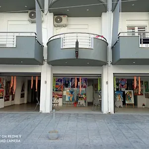 Aparthotel Artistic Rent &, Nea Kallikrateia